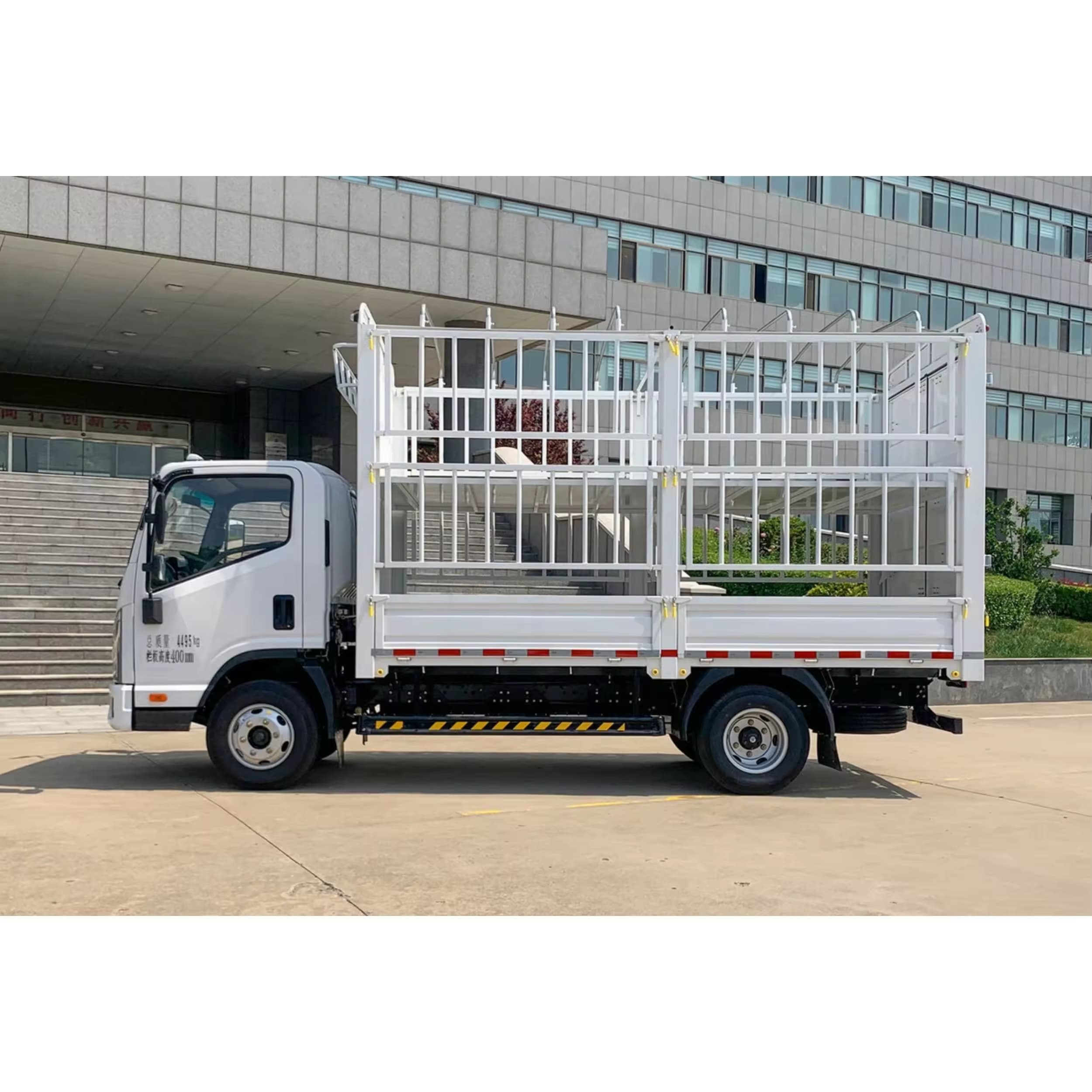 High-Performance Fuel Light Truck: Engineered for Power and Efficiency