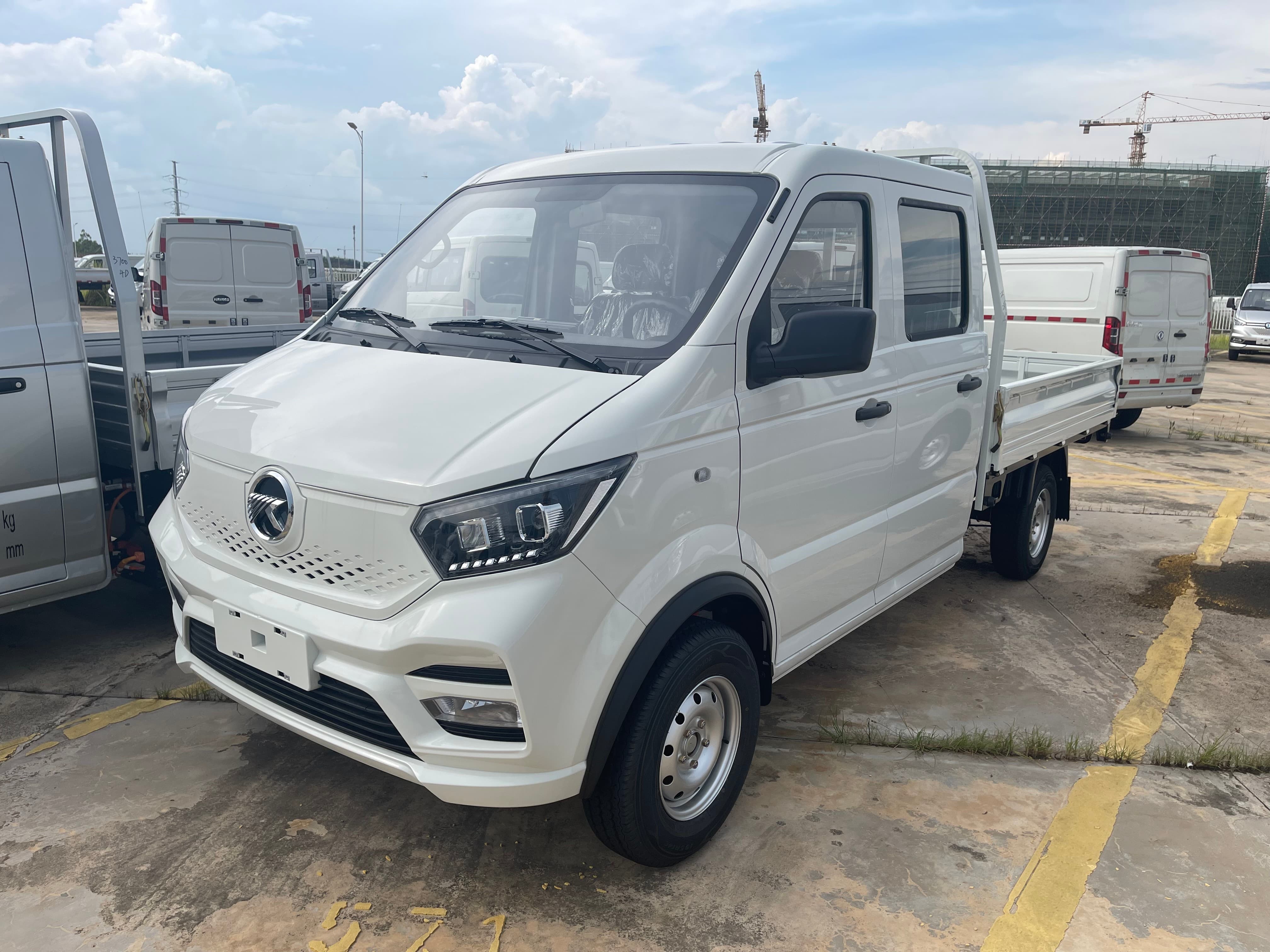 2025 Made in China Pure electric mini truck with double cabin