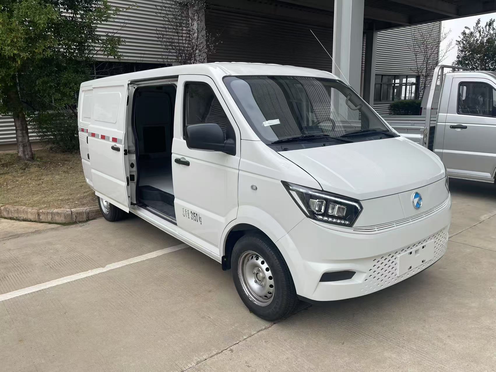 Kama ESP8 Electric Microbus: Unmatched Price and Market Advantages for Nepal