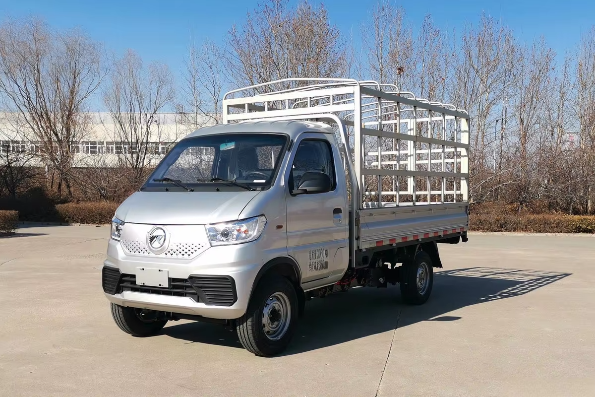 KAMA EV1/EW1 – 1.5 Ton Electric Pickup Cargo Truck (41.93 kWh)