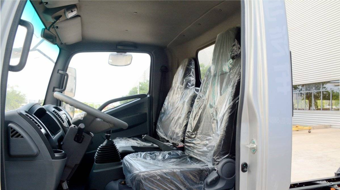 Kama Kaijie Electric Light Truck: 100kWh Battery with 1C Fast Charging