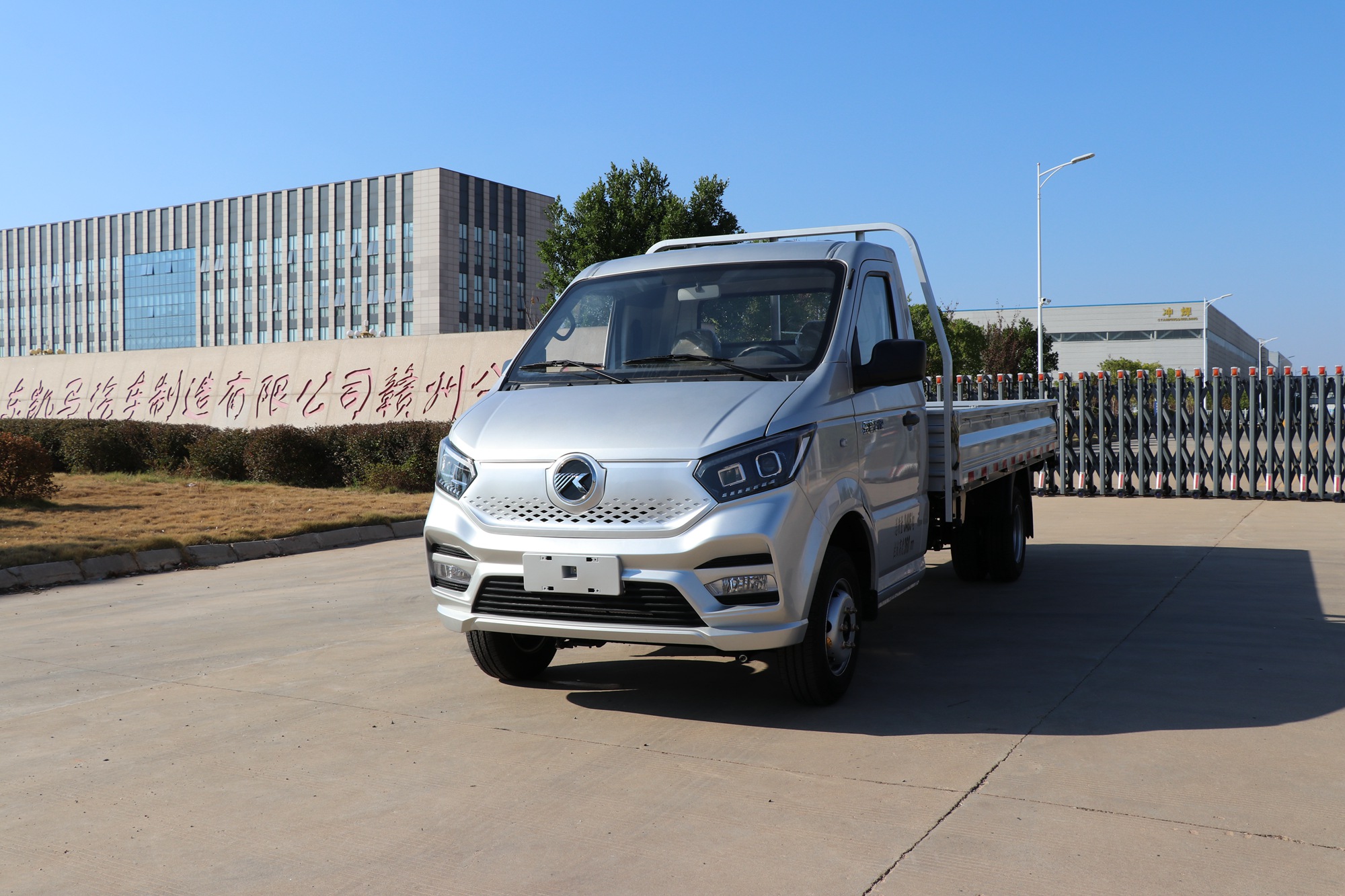 Electric Commercial Vehicles in Ethiopia for Delivery, Cargo and Shuttle Use