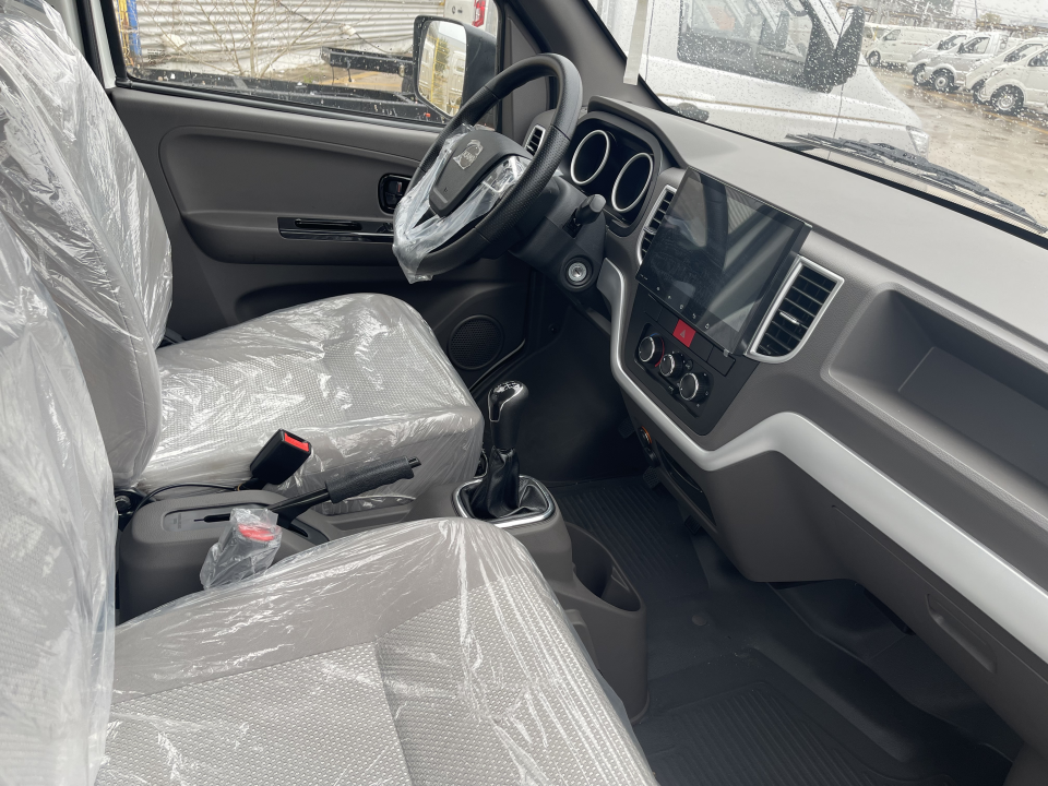 KAMA S6 Gasoline Mini Van | LHD Cargo Mini Van for Commercial Delivery